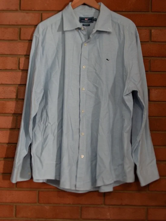 Vineyard Vines Light Blue Button-Down Oxford Shirt - Picture 2 of 3